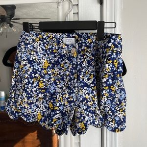 Crown & Ivy Floral Shorts